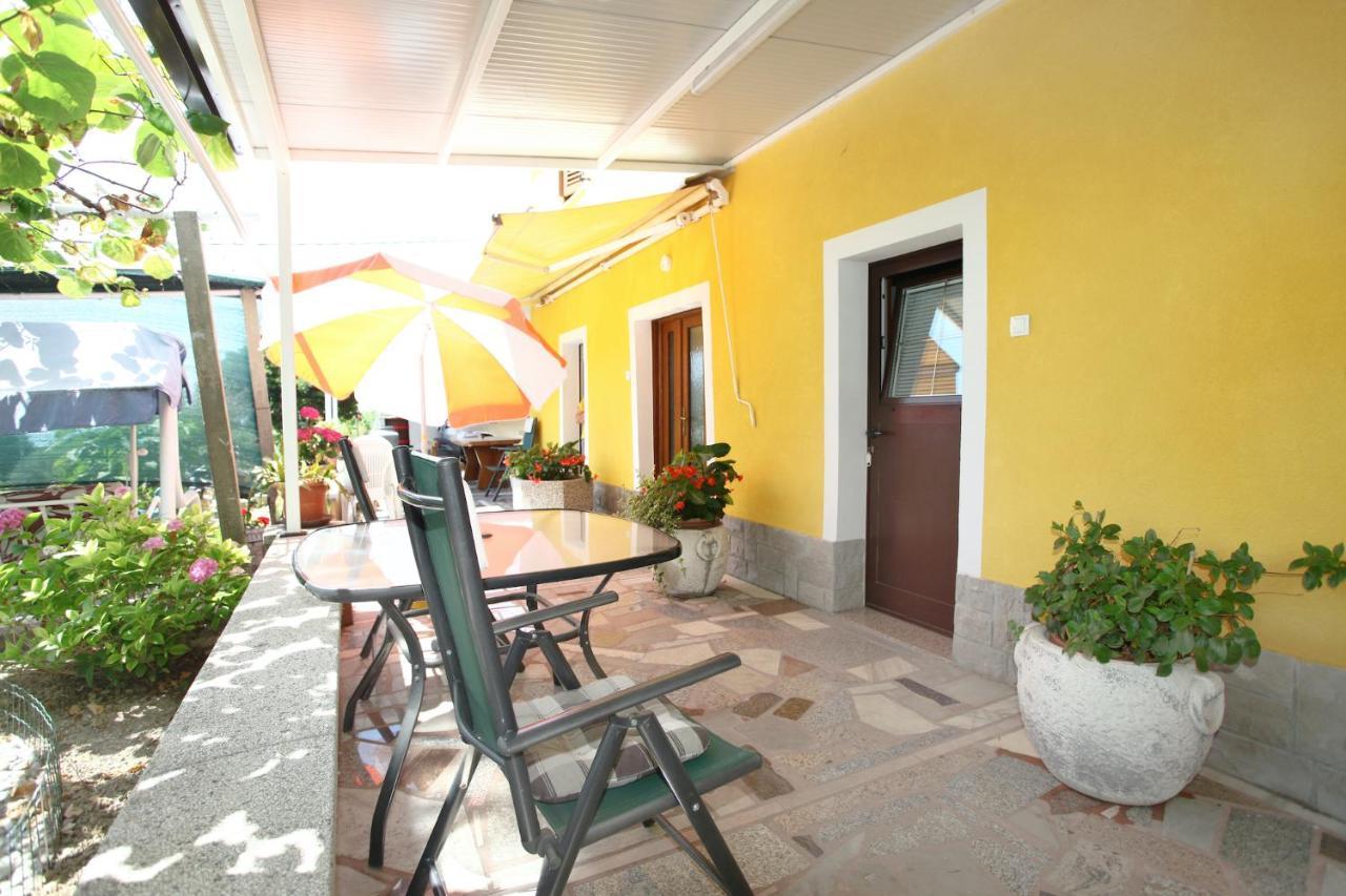 Dino Studio And Room Apartments Portoroz Exterior foto