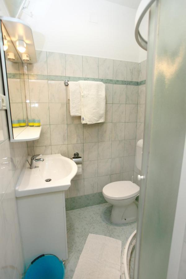 Dino Studio And Room Apartments Portoroz Exterior foto