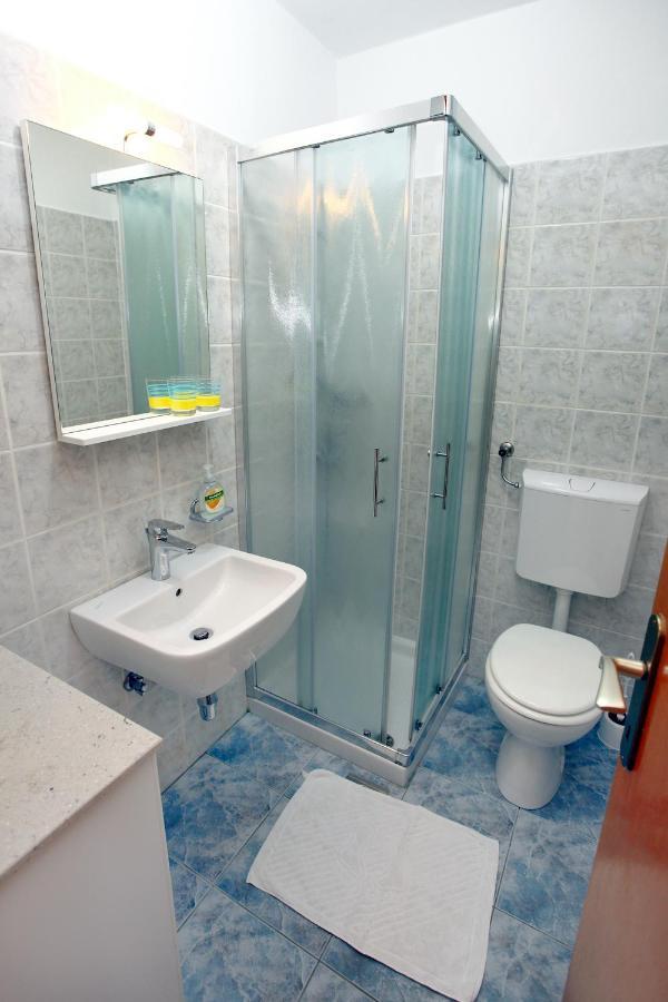Dino Studio And Room Apartments Portoroz Exterior foto
